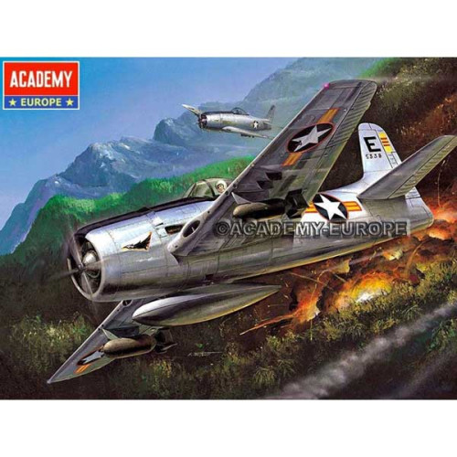 F8F-1 Bearcat (1/48) F8F-1 Bearcat (1/48)