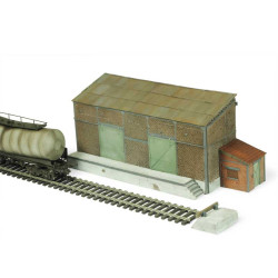 Railroad Warehouse with Quay (1/87) (H0) Railroad Warehouse with Quay (1/87) (H0)