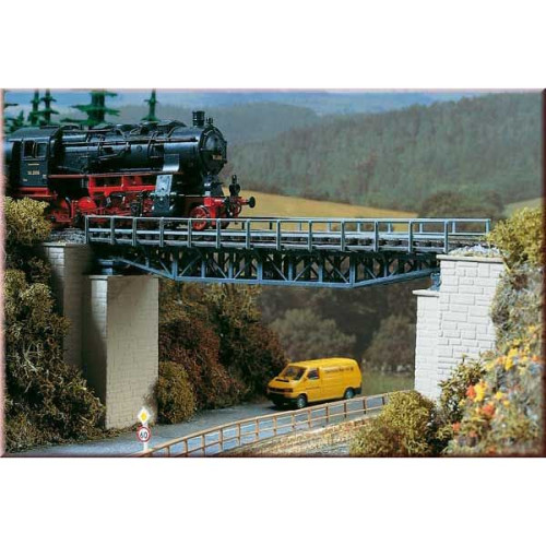 Half-timbered bridge (H0)