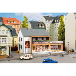 Döner- en Barbershop (H0) (TT) Döner- en Barbershop (H0) (TT)