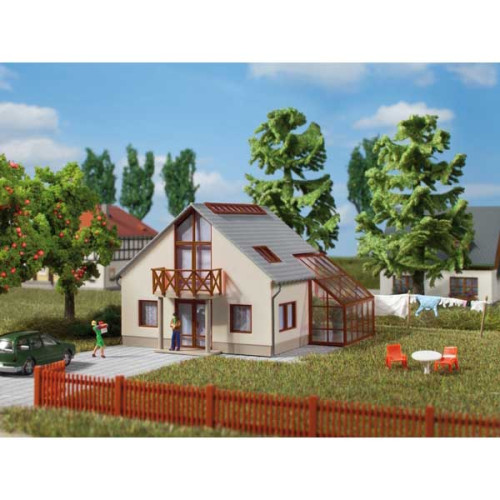 House Janine (TT) House Janine (TT)