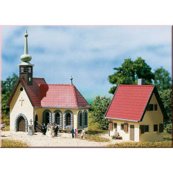 Village church with vicarage (N)