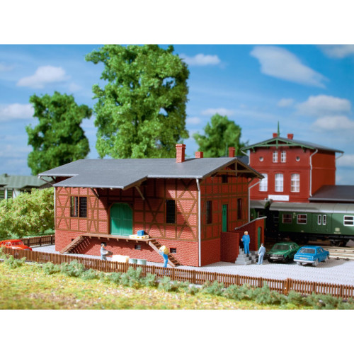 Freight shed (N) Freight shed (N)