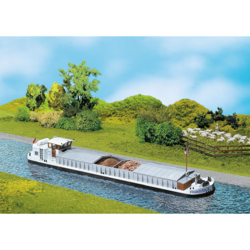 River cargo boat with dwelling cabin (H0) River cargo boat with dwelling cabin (H0)