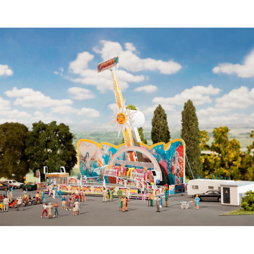 Rainbow Millenium Amusement park ride (H0)