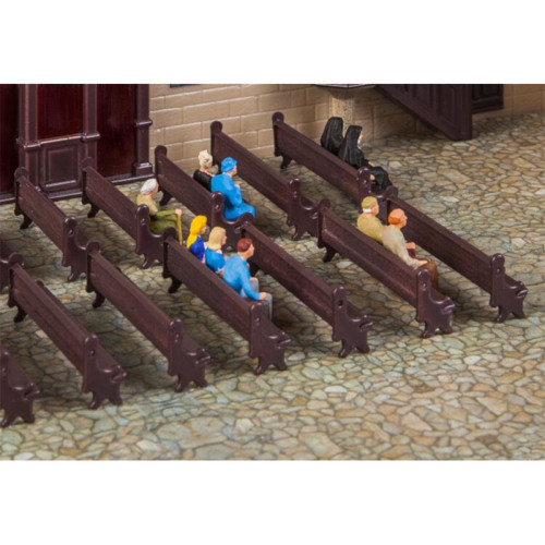 7 Church benches (H0) 7 Church benches (H0)
