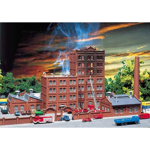 Exclusive modell 2002 - Factory on fire (N)
