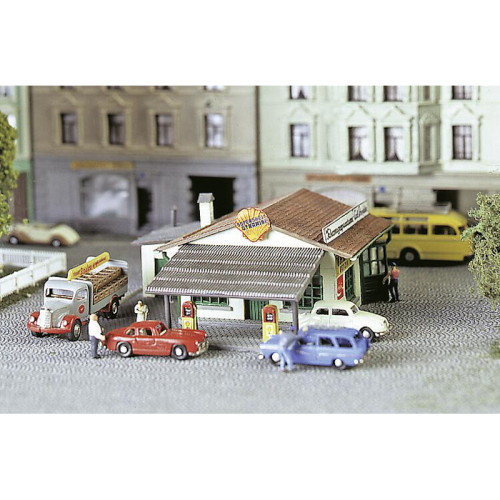 Gas station (N) Gas station (N)