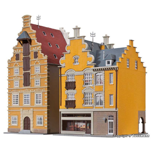 Middle-class houses Tournai, 2 pieces (N) Middle-class houses Tournai, 2 pieces (N)