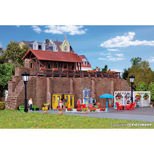 Town wall with allotment in Weil (H0) Town wall with allotment in Weil (H0)