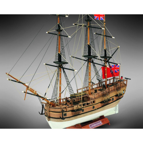 HMS Endeavour (1/143)