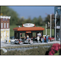 Peter's Motorcycle Shop (G) Peter's Motorcycle Shop (G)