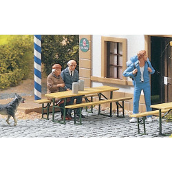 Gartenbänke & Biergarten-Garnituren (G) Gartenbänke & Biergarten-Garnituren (G)