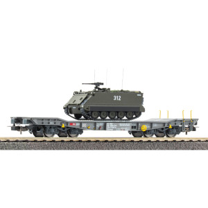 SBB CFF FFS Type Slmmps Heavy-Duty Flat Car with M113 Infantry Fighting Vehicle (H0)
