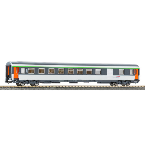 SNCF Baggage Car Corail B6Du 2nd Class (H0) SNCF Baggage Car Corail B6Du 2nd Class (H0)
