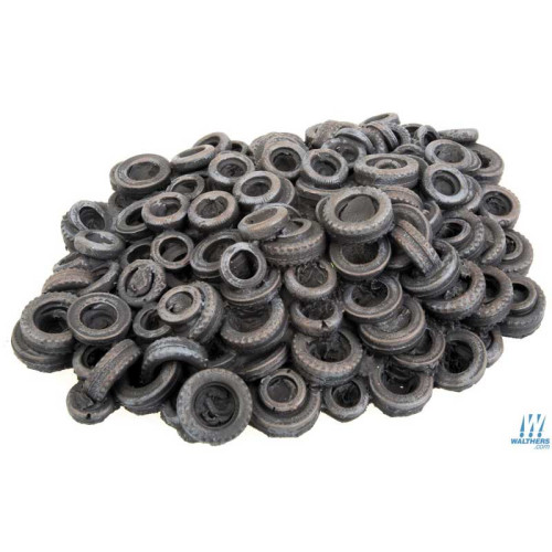Tires Scrap Pile (H0) Tires Scrap Pile (H0)
