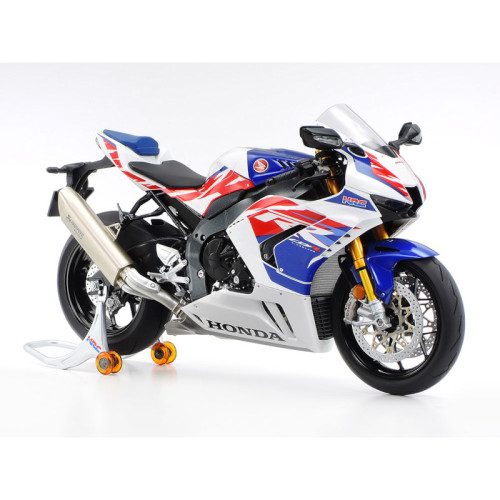 Honda CBR 1000RR-R Fireblade SP 30th Anniversary (1/12)