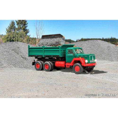 CarMotion basic Starter Set, Magirus Deutz Dump truck (H0) CarMotion basic Starter Set, Magirus Deutz Dump truck (H0)