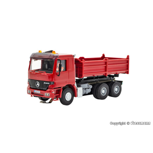MB Actros 3-axle Dumptruck unit with rotating flashing lights (H MB Actros 3-axle Dumptruck unit with rotating flashing lights (H