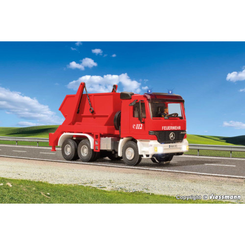 MB Actros Camion Container Pompiers avec gyrophares, Basic (H0)
