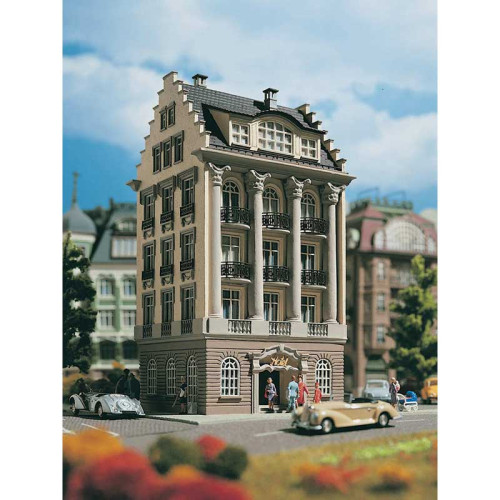 Hotel (H0) Hotel (H0)
