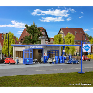 ARAL petrol station (H0)